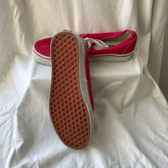 Red Vans Authentic - Picture 2 of 5